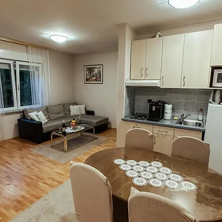 Apartmani Jelena Abbazia Esterno foto