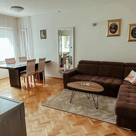 Apartmani Jelena Abbazia Esterno foto