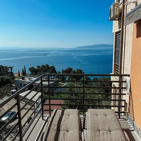 Apartmani Jelena Abbazia Esterno foto
