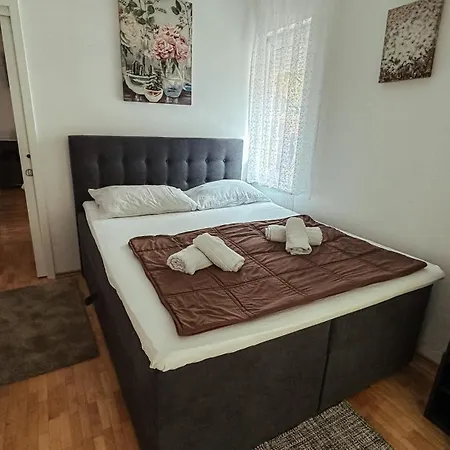 Apartmani Jelena Abbazia Esterno foto