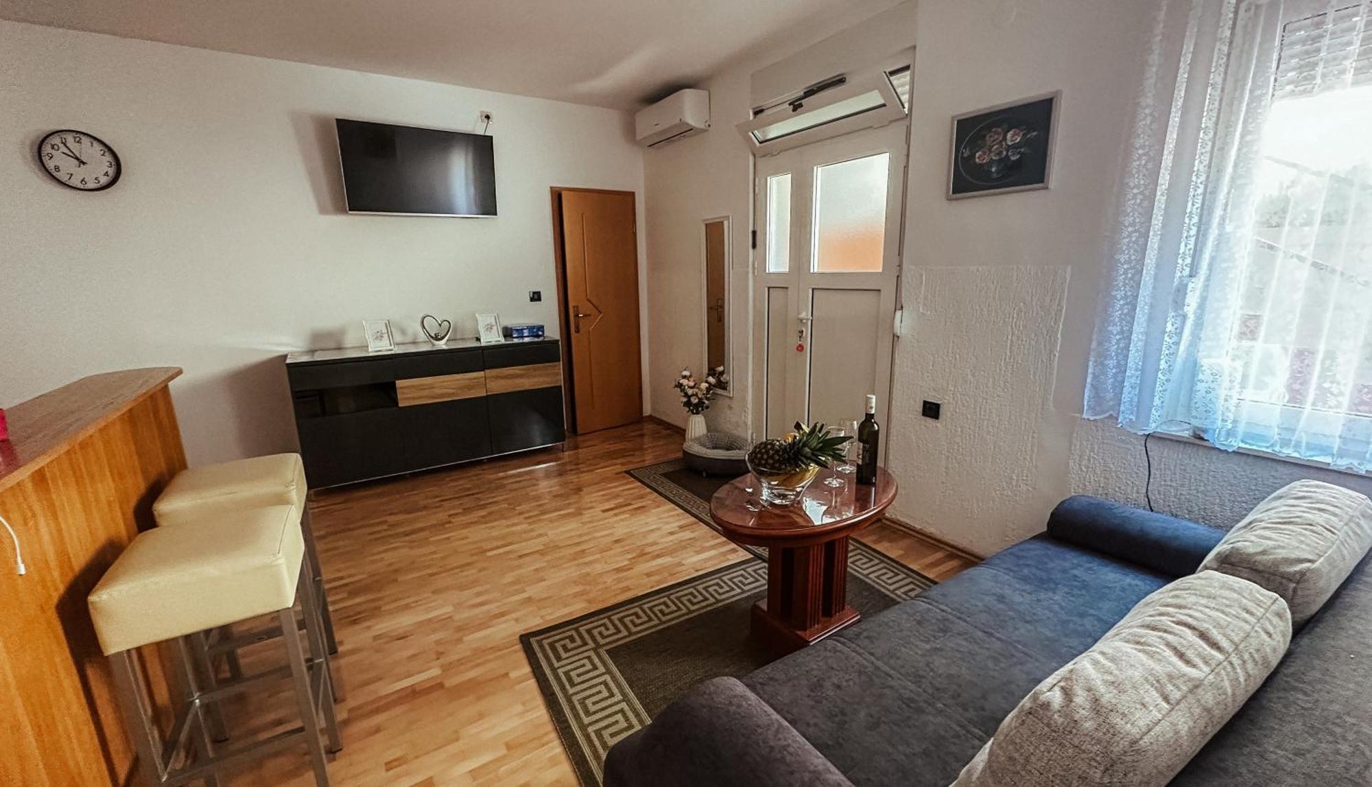 Jelena Apartment *